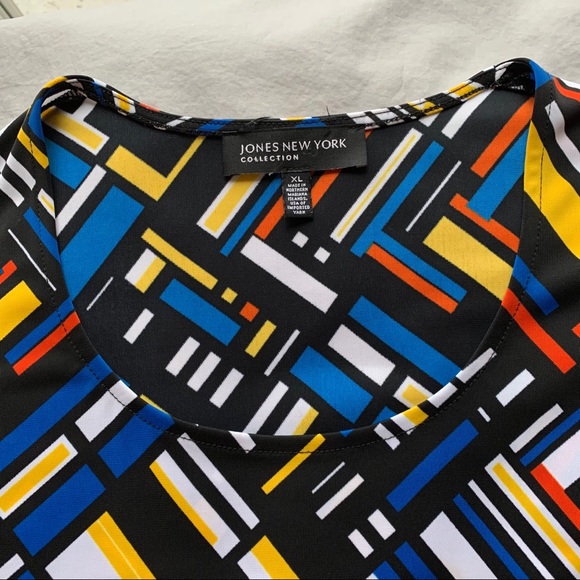 2/$30 Jones New York Patterned Sleeveless Top - Picture 3 of 6